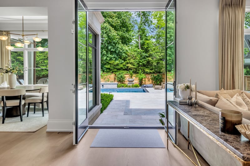 Luxury estate at 343 Douglas Avenue, Oakville, ON — photo 10