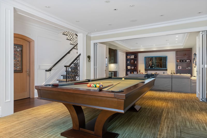 Luxury estate at 8112 Government Road, Burnaby, BC — photo 21