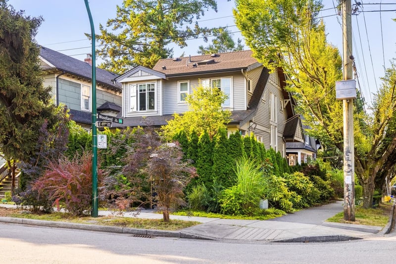 Luxury estate at 1506 East 11th Avenue, Vancouver, BC — photo 32