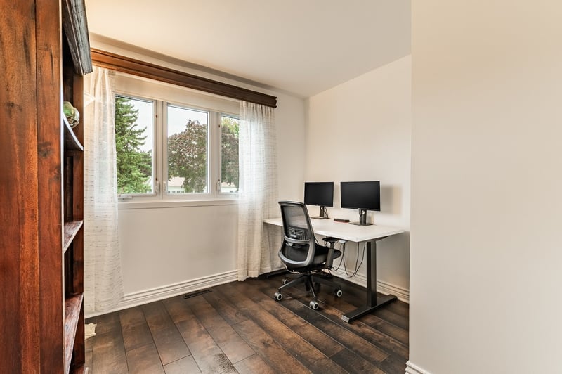 Luxury estate at 3800 Rue Martinique, Brossard, QC — photo 14