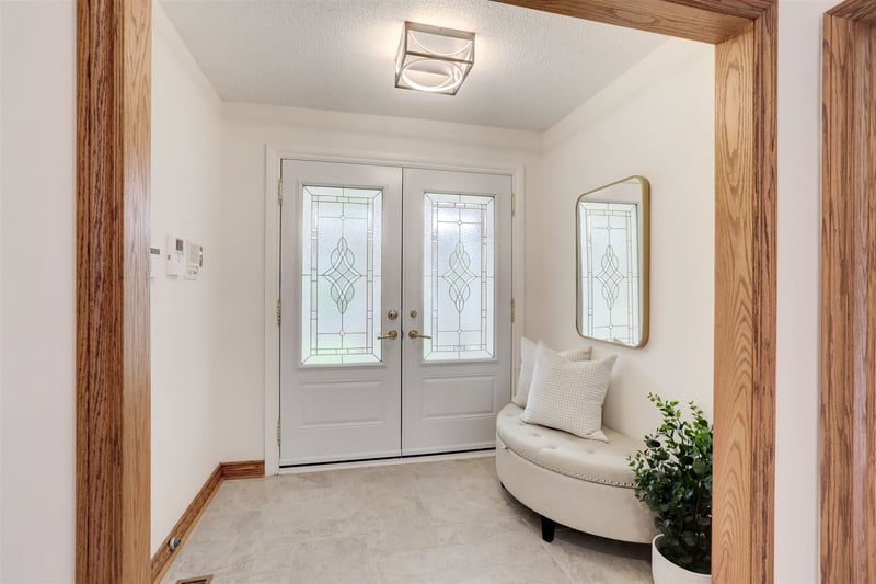 Luxury estate at 22 Rosegarden Drive, Brampton, ON — photo 4