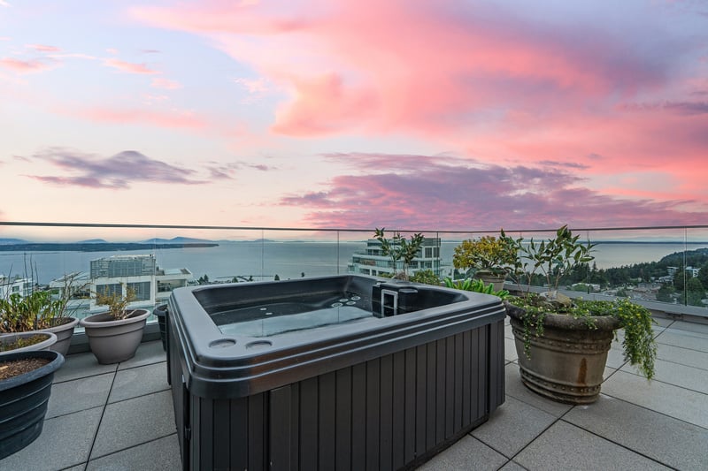 Luxury estate at PH2 1473 Johnston Road, White Rock, BC — photo 31