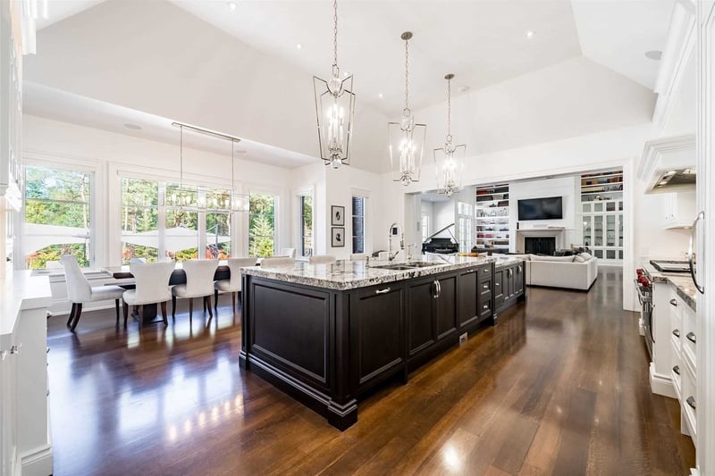 Luxury estate at 4388 Vandorf Sideroad, Whitchurch-Stouffville, ON — photo 7