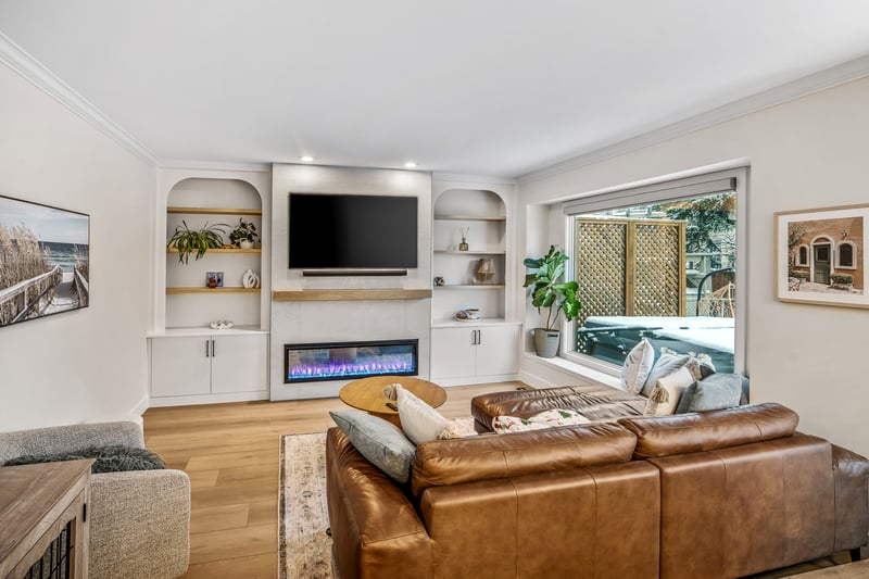 Luxury estate at 76 Stradbrooke Way Southwest, Calgary, AB — photo 17