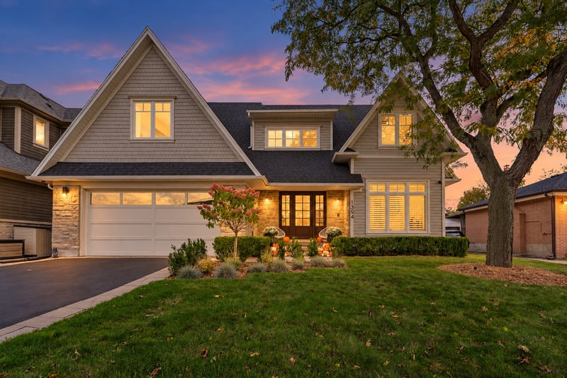 Luxury estate at 1394 Waverly Avenue, Oakville, ON — photo 4
