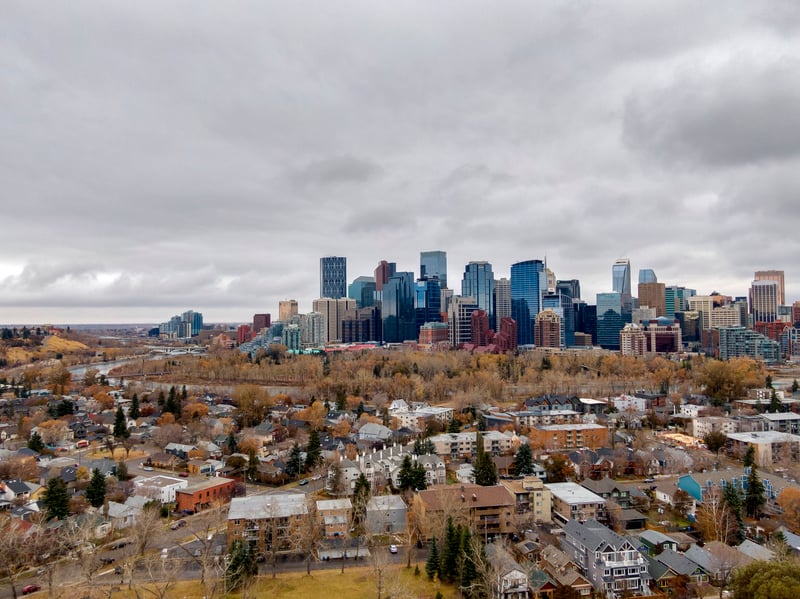 Luxury estate at 748 Crescent Road, Calgary — photo 2