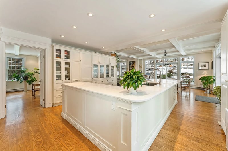 Luxury estate at 865 Rang de la Montagne, Saint-Paul-d'Abbotsford, QC — photo 8