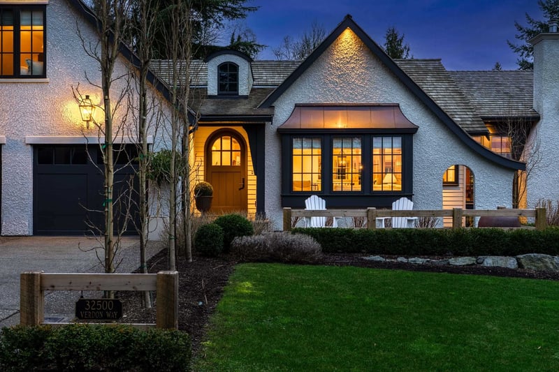 Luxury estate at 32500 Verdon Way, Abbotsford, BC — photo 32