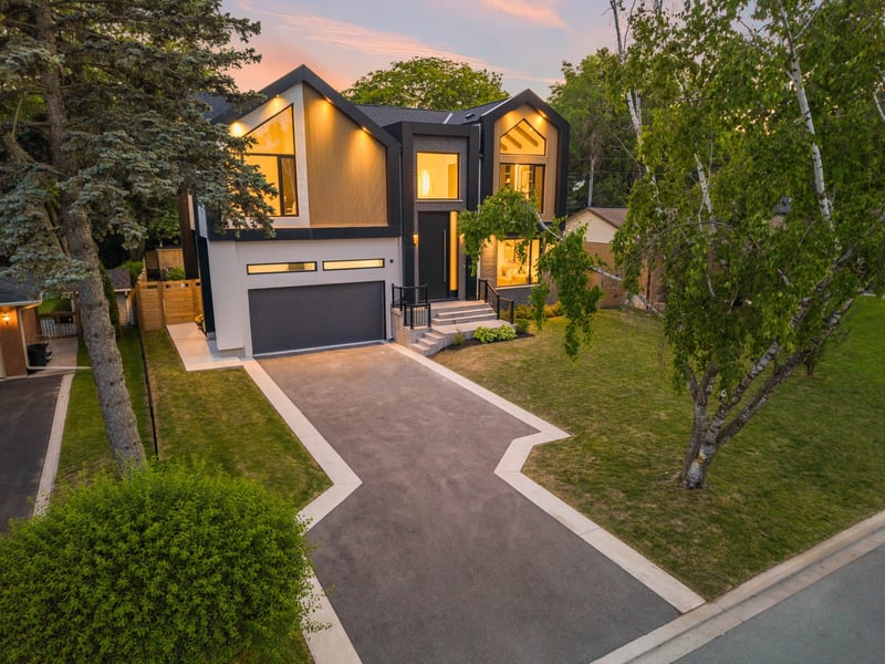 Luxury estate at 298 Strathcona Drive, Burlington, ON — photo 40