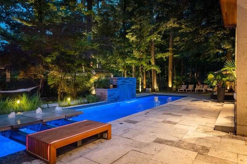 Luxury estate at 123 Kenollie Avenue, Mississauga, ON — photo 4