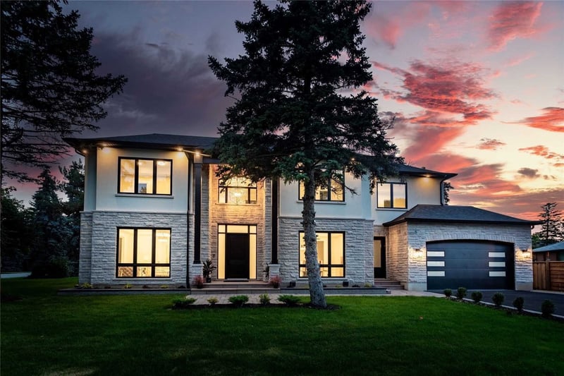 Luxury estate at 297 Savoy Crescent, Oakville — photo 12