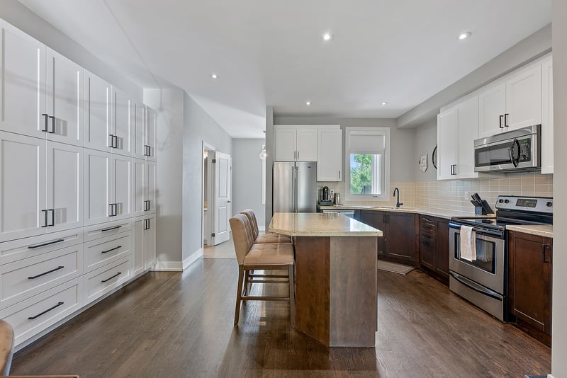 Luxury estate at 61 Rockmount Crescent, Gravenhurst, ON — photo 12