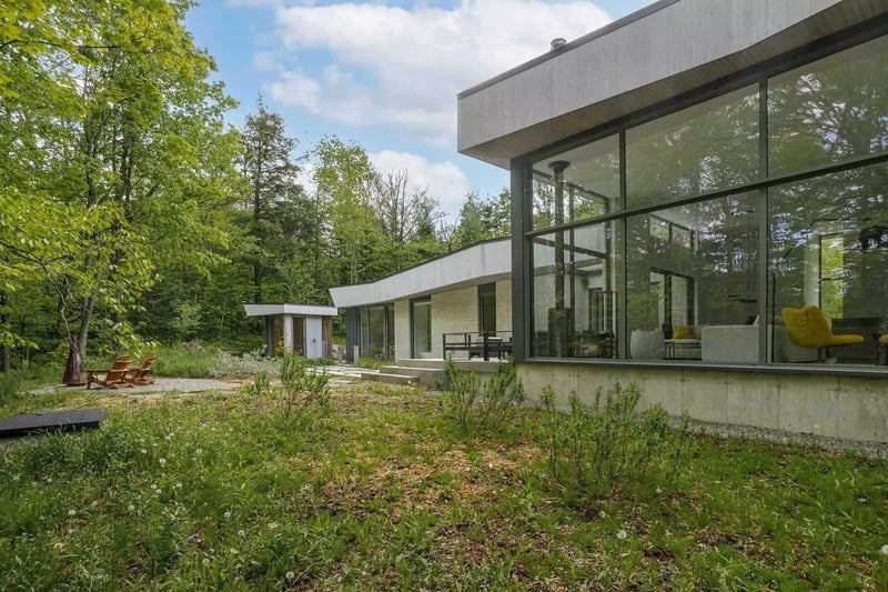 Luxury estate at 15 Chemin du Hibou, Eastman, QC — photo 57