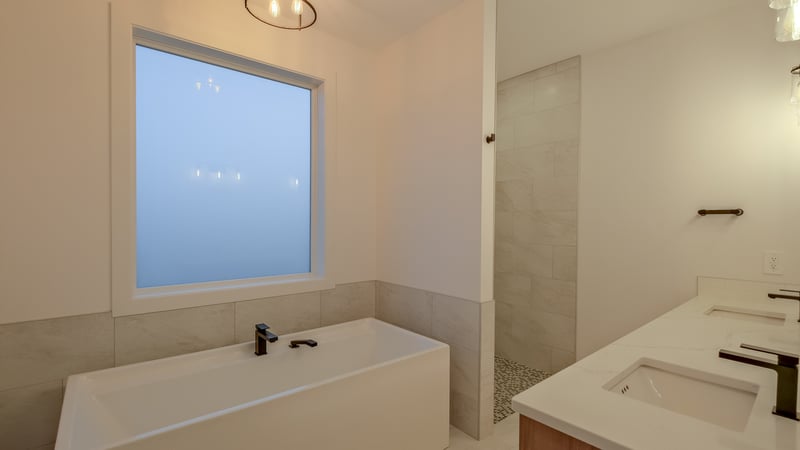 Luxury estate at 2807 Copper Ridge Drive, West Kelowna, BC — photo 14