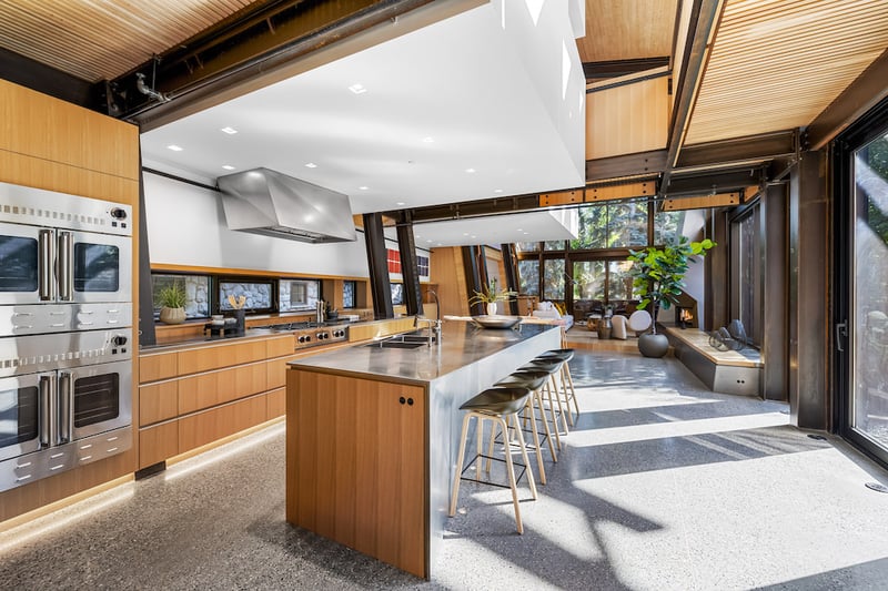 Luxury estate at 1308 Montreal Avenue Southwest, Calgary, AB — photo 11