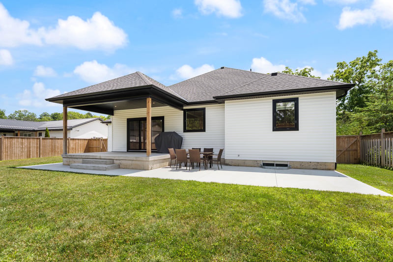 Luxury estate at 1463 Norfolk County Road 21, Delhi, ON — photo 16