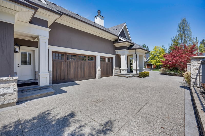 Luxury estate at 64 Brentwood Road, Oakville, ON — photo 40