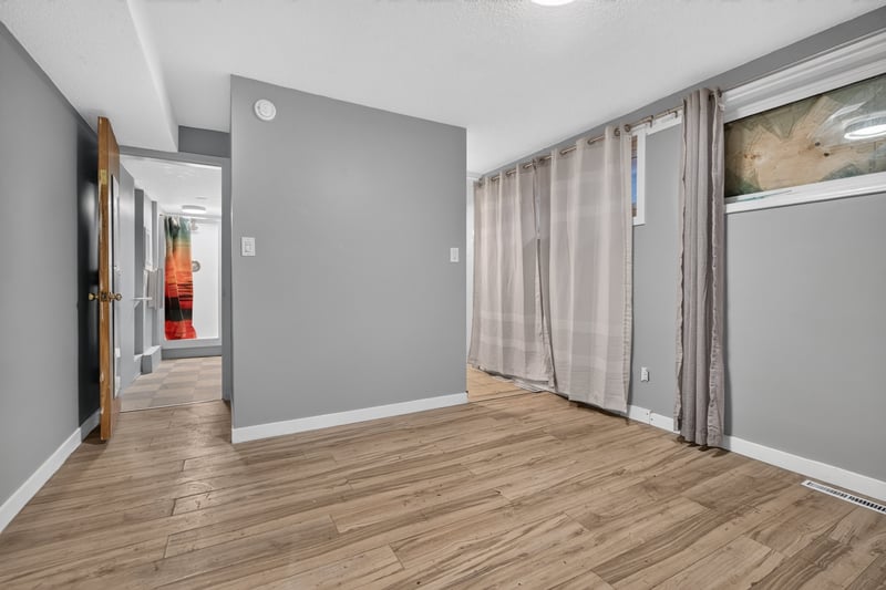 Luxury estate at 11015 87 Avenue Northwest #11015, Edmonton, AB — photo 39