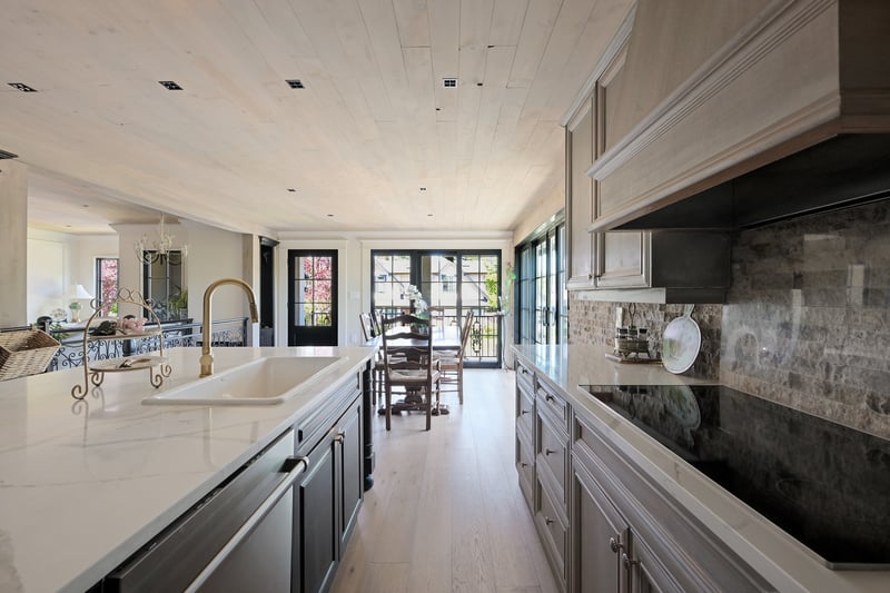 Luxury estate at 867 Victoria Avenue, Victoria, BC — photo 13