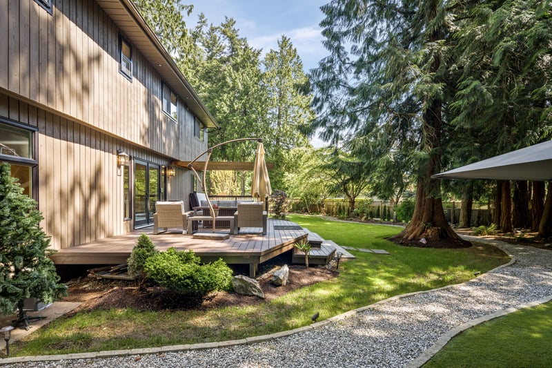Luxury estate at 1007 Kentwood Place, Victoria, BC — photo 13