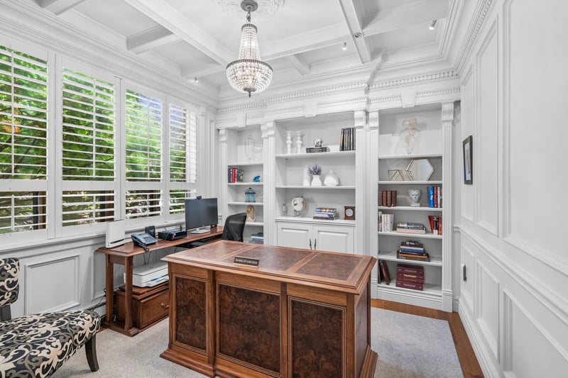 Luxury estate at 14 Delbrook Court, Hamilton, ON — photo 20