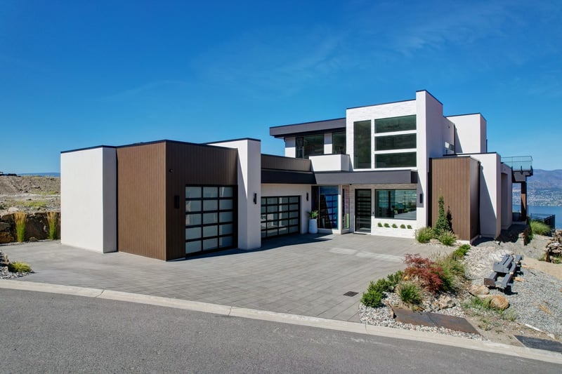 Luxury estate at 5602 Upper Mission Court, Kelowna, BC — photo 3
