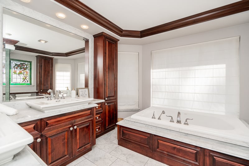 Luxury estate at 188 Wyndham Crescent, Anmore, BC — photo 15