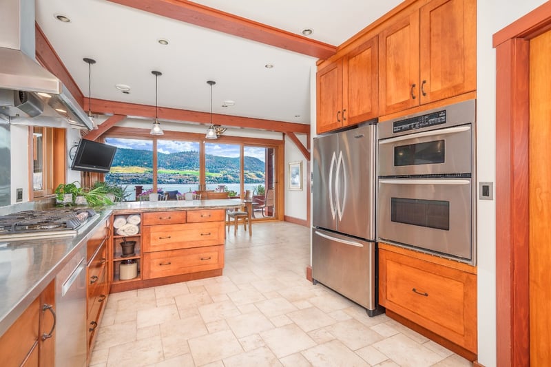 Luxury estate at 7302 Old Stamp Mill Road, Vernon, BC — photo 11