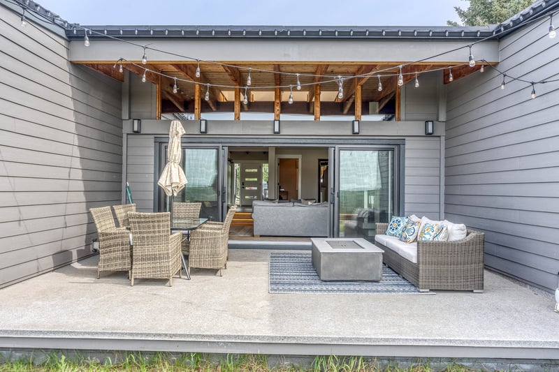 Luxury estate at 183 Pinebrook Way South West, Calgary, AB — photo 16