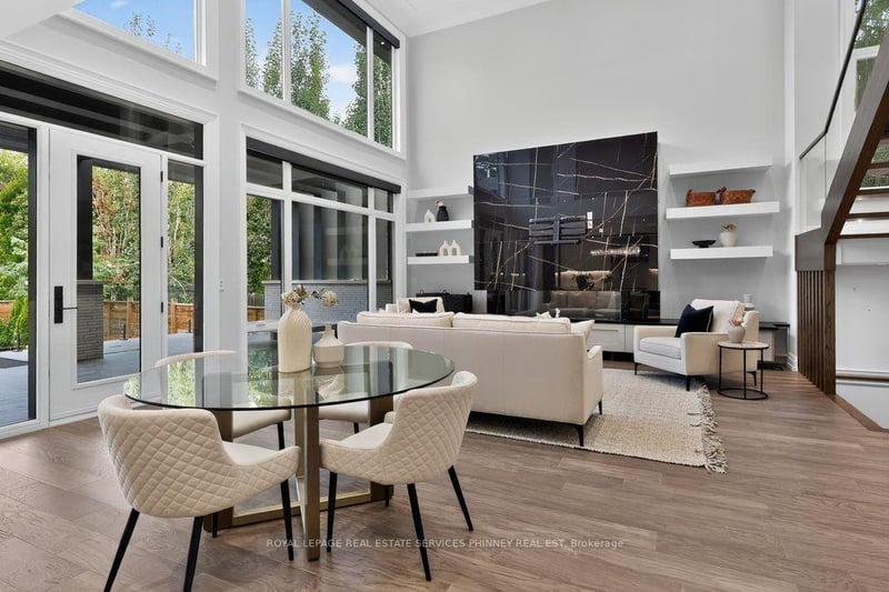 Luxury estate at 533 Carson Lane, Oakville, ON — photo 15