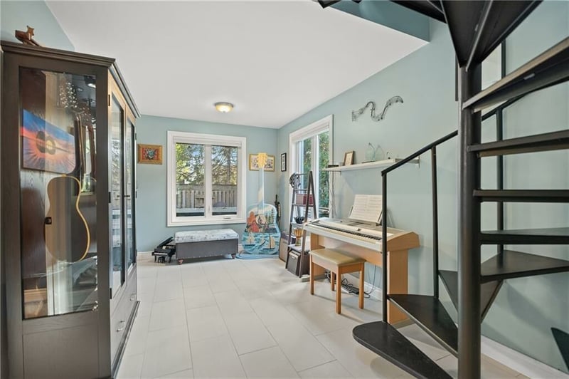 Luxury estate at 5134 Shirley Avenue, Niagara Falls, ON — photo 14