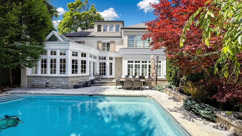 Luxury estate at 27 Strathgowan Crescent, Toronto, ON — photo 32