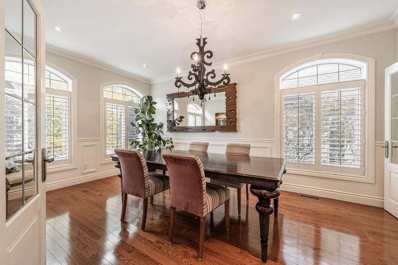 Luxury estate at 533 Rue des Falaises, Mont-Saint-Hilaire, QC — photo 7
