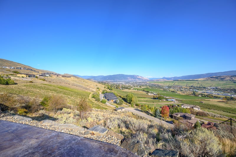 Luxury estate at 328 Cordon Place, Vernon, BC — photo 41