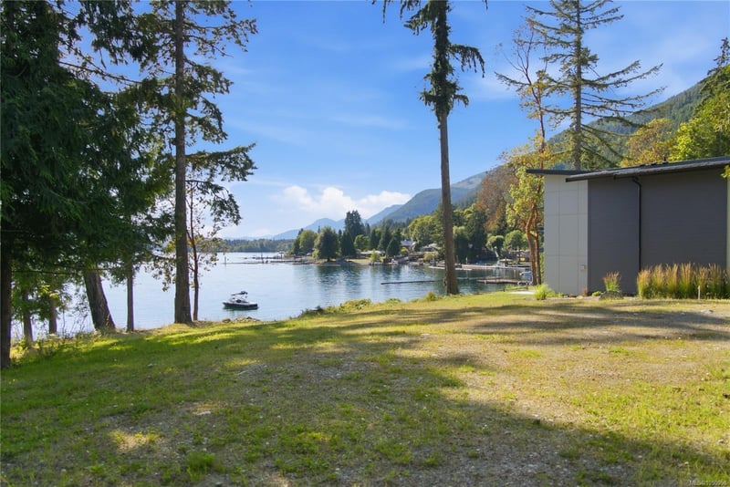 Luxury estate at Lot B Sa-Seen-Os Road, Youbou, BC — photo 28