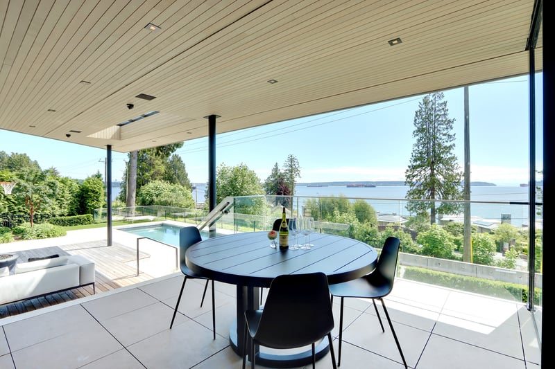 Luxury estate at 2611 Bellevue Avenue, West Vancouver — photo 6
