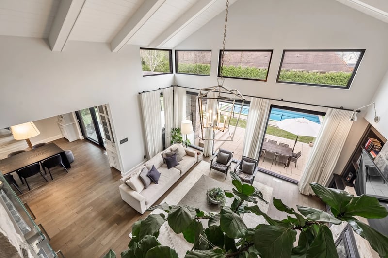 Luxury estate at 688 Rue de la Futaie, Boucherville, QC — photo 10