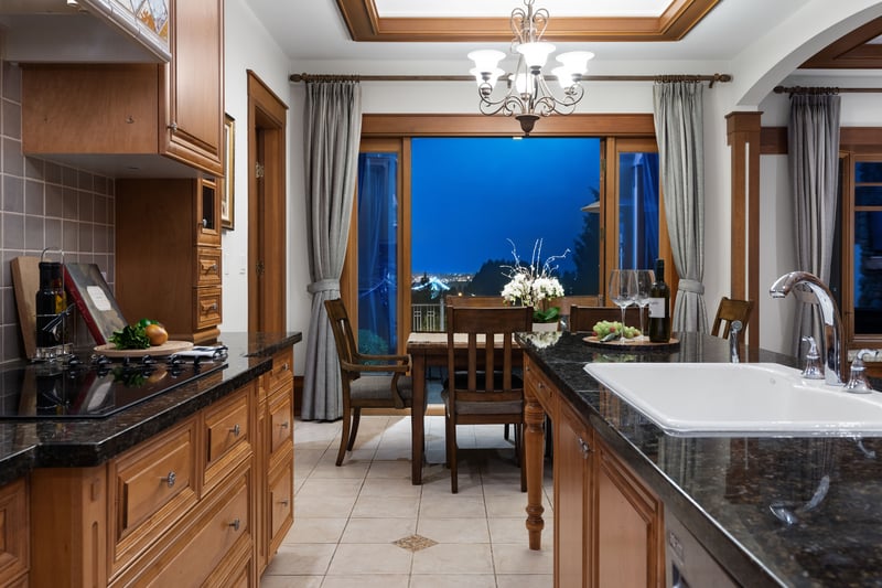 Luxury estate at 707 Eyremount Drive, West Vancouver — photo 9
