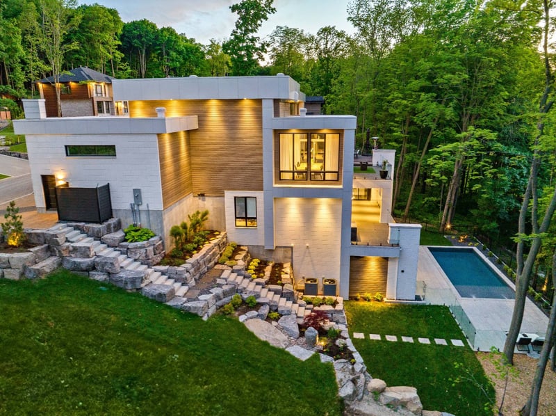 Luxury estate at 757 Rue des Chardonnerets, Mont-Saint-Hilaire, QC — photo 7