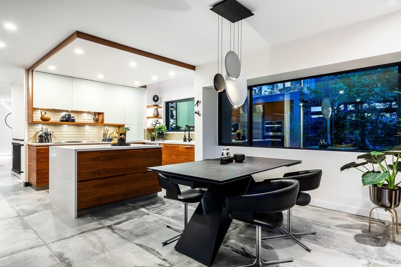 Luxury estate at 5325 Montiverdi Place, West Vancouver, BC — photo 12