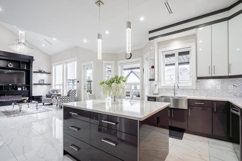Luxury estate at 7719 155 Street, Surrey, BC — photo 8