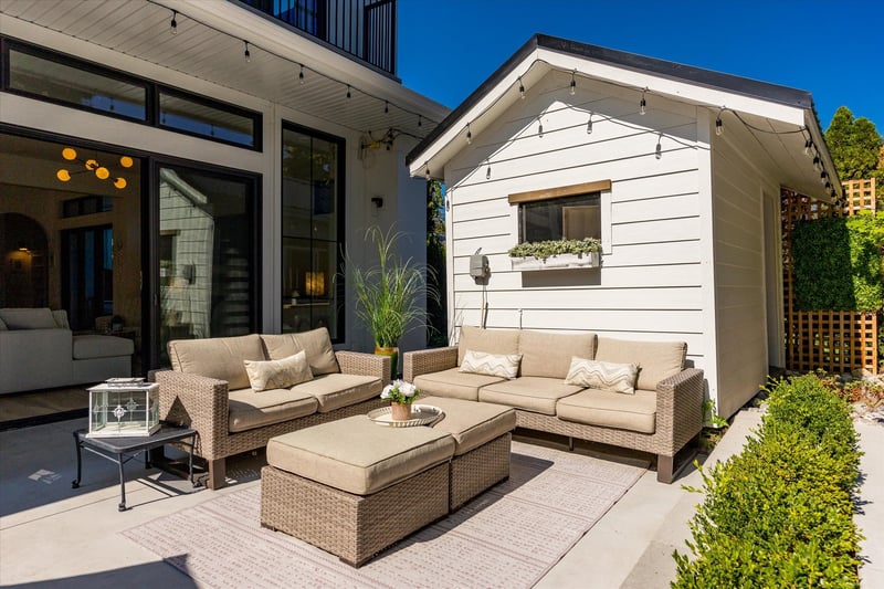 Luxury estate at 2053 Long Street, Kelowna, BC — photo 22