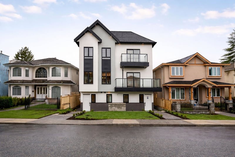5-bedroom luxury home in 7353 12th Avenue, Burnaby, BC