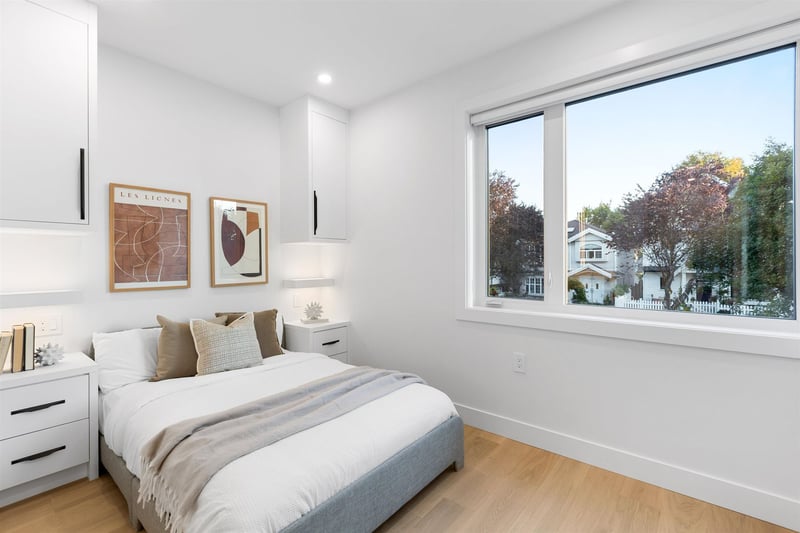 Luxury estate at 1 - 2435 Napier Street, Vancouver, BC — photo 7