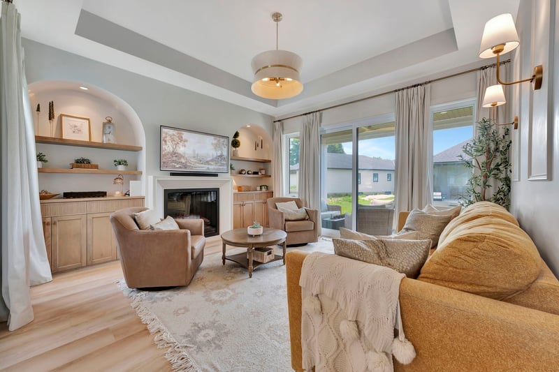 Luxury estate at 10 Macneil Court, Port Burwell, ON — photo 3