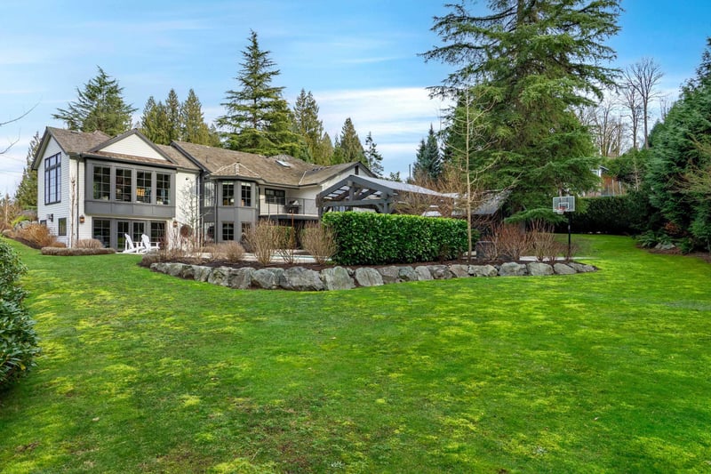 Luxury estate at 32500 Verdon Way, Abbotsford, BC — photo 27