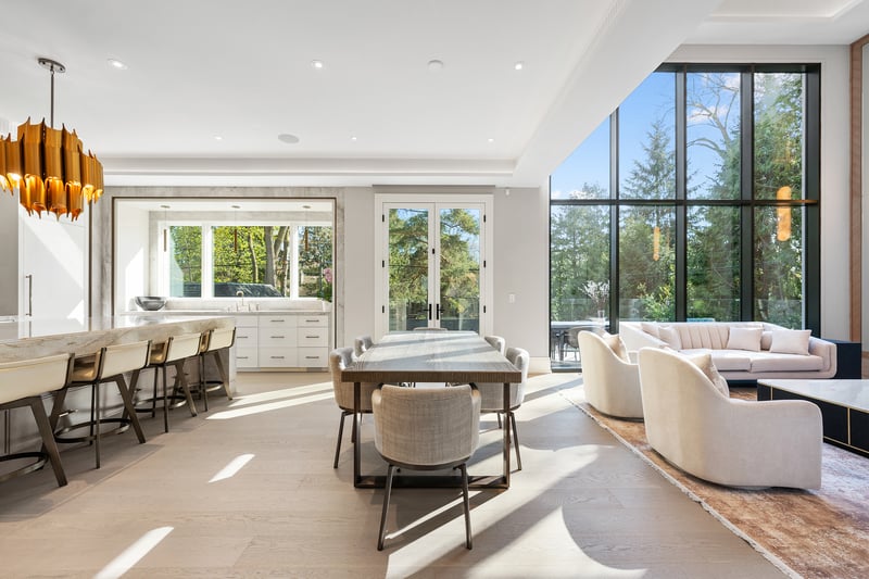 Luxury estate at 117 Yonge Boulevard, Toronto, ON — photo 6