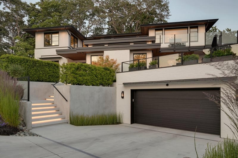 Luxury estate at 717 Robleda Crescent, Victoria, BC — photo 20