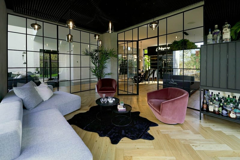 Luxury estate at 3454 Ch Ste-Therese, Carignan — photo 8
