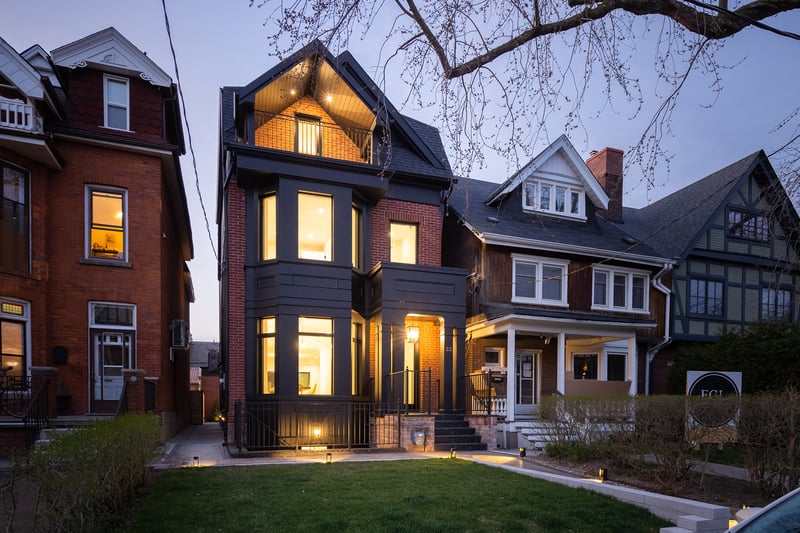 Luxury estate at 22 Shannon Street, Toronto, ON — photo 1